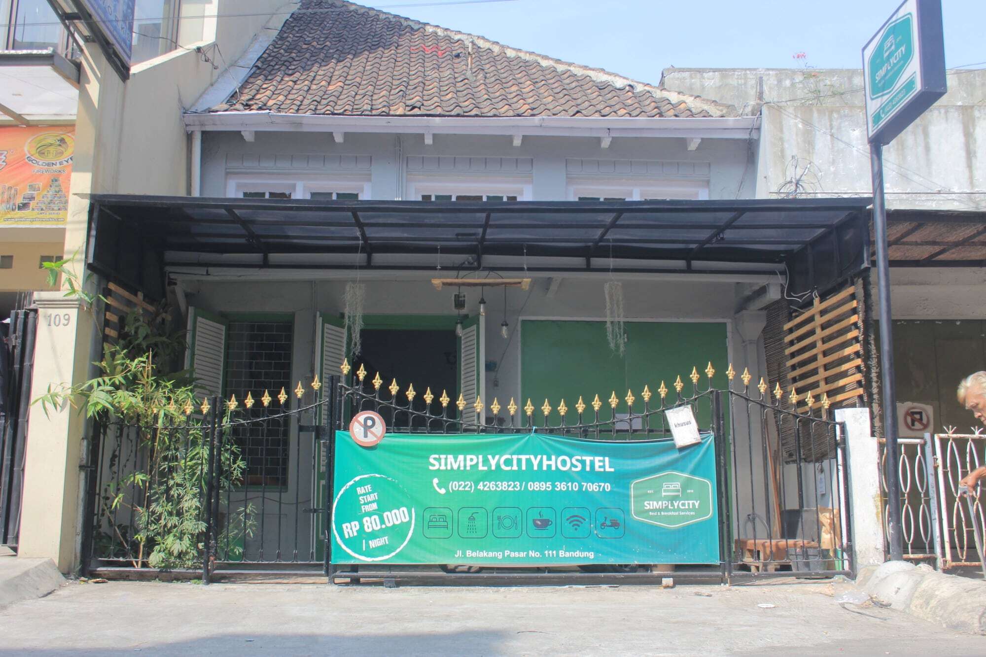 Simplycity Hostel Syariah Bandung Extérieur photo